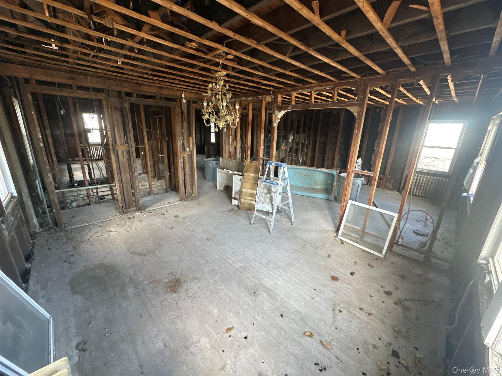 205 Sheridan Boulevard, Inwood, NY 11096