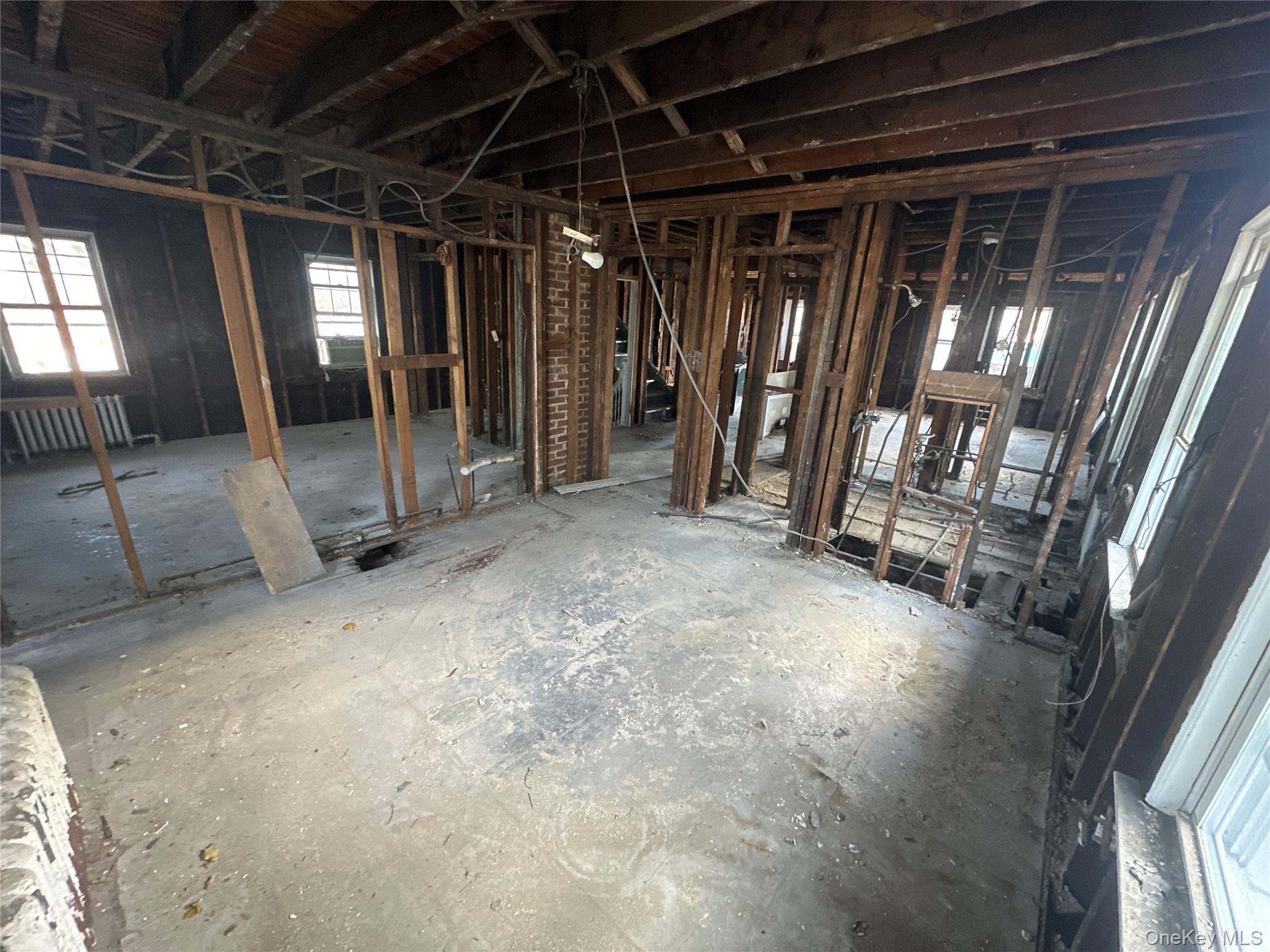 205 Sheridan Boulevard, Inwood, NY 11096