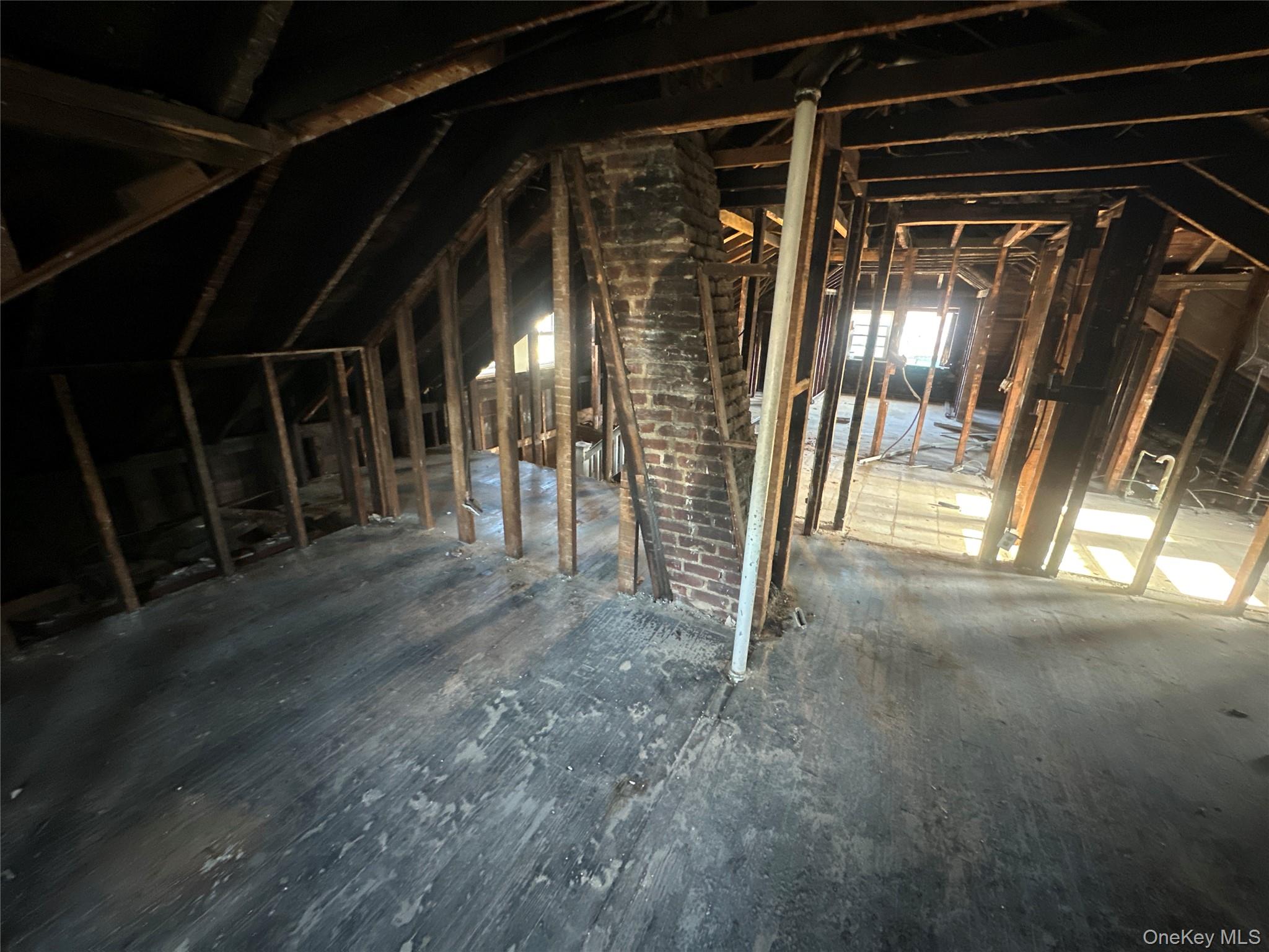 205 Sheridan Boulevard, Inwood, NY 11096