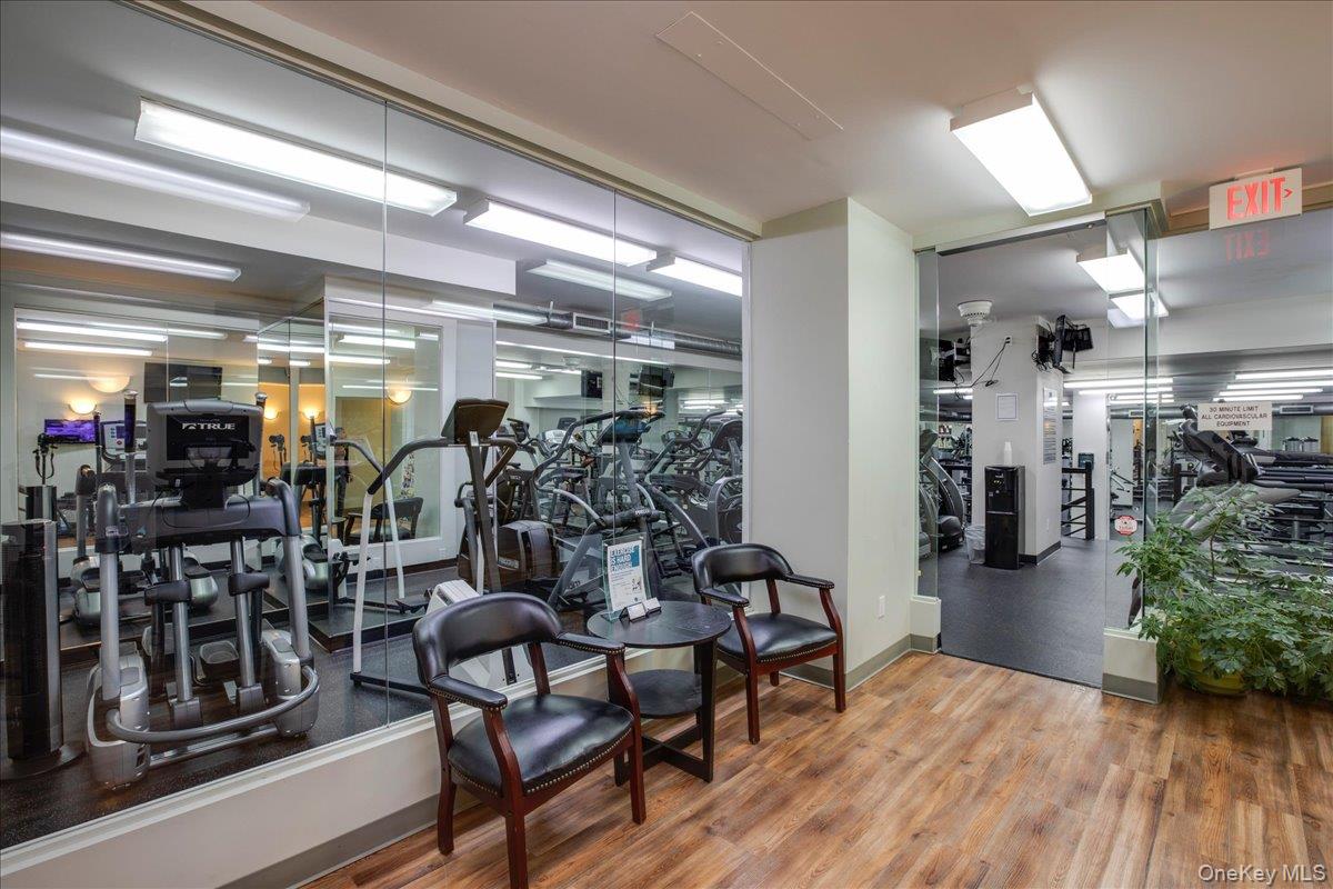 17-85 215 Street # 5L, Bayside, NY 11360