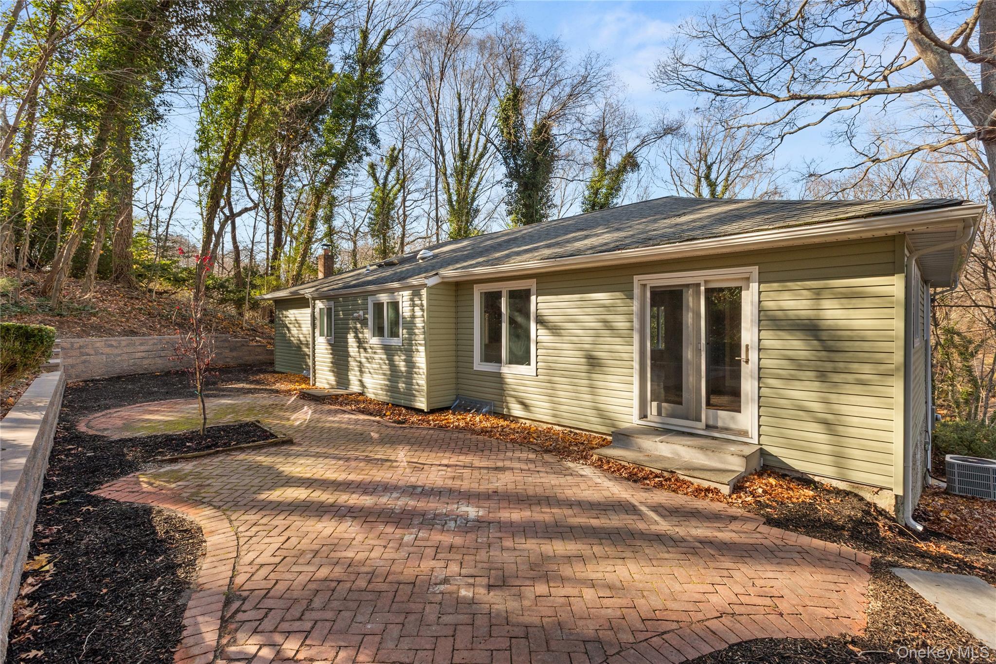 142 Crooked Hill Road, Huntington Station, NY 11743