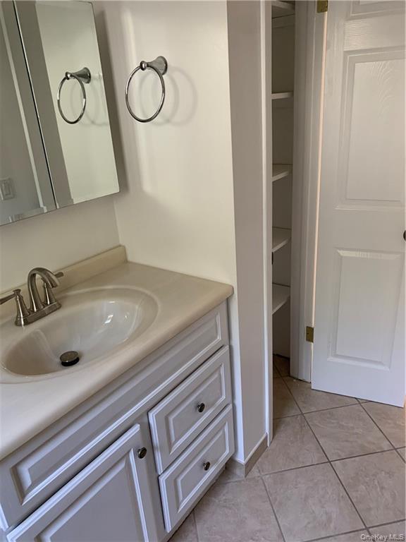 5 Ridge Road # 2, Dobbs Ferry, NY 10522