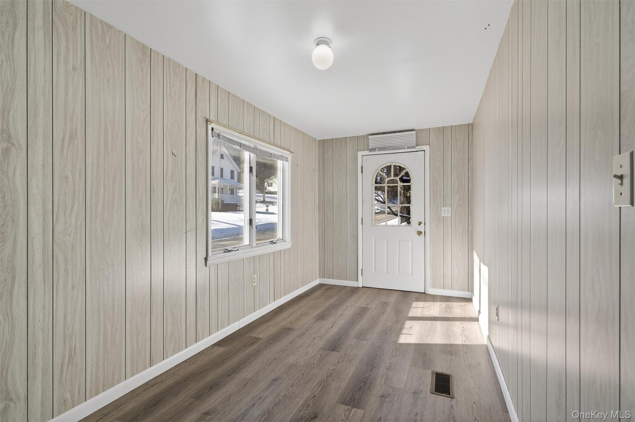 1014 County Route 37, New Hampton, NY 10958