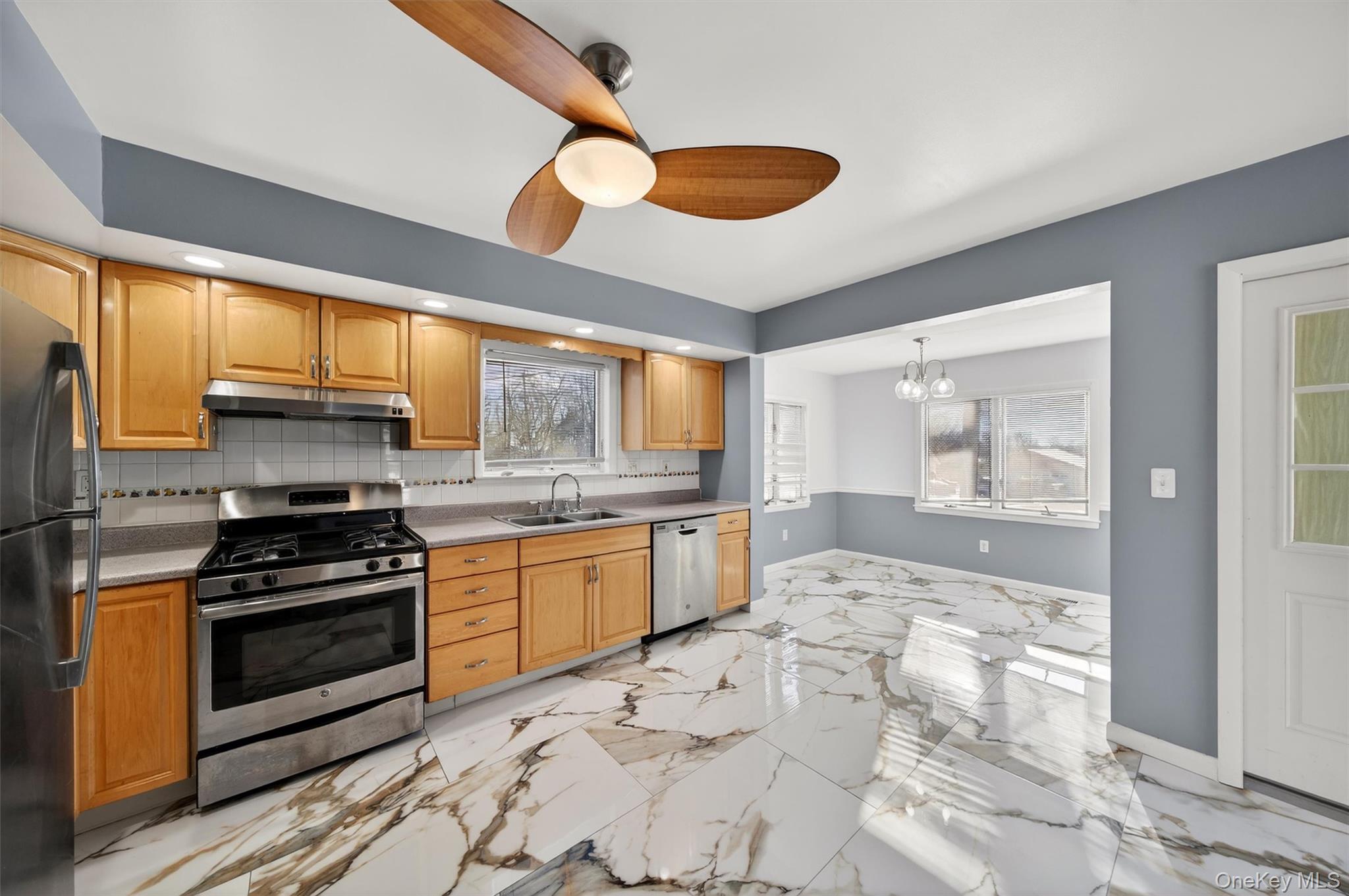 1014 County Route 37, New Hampton, NY 10958