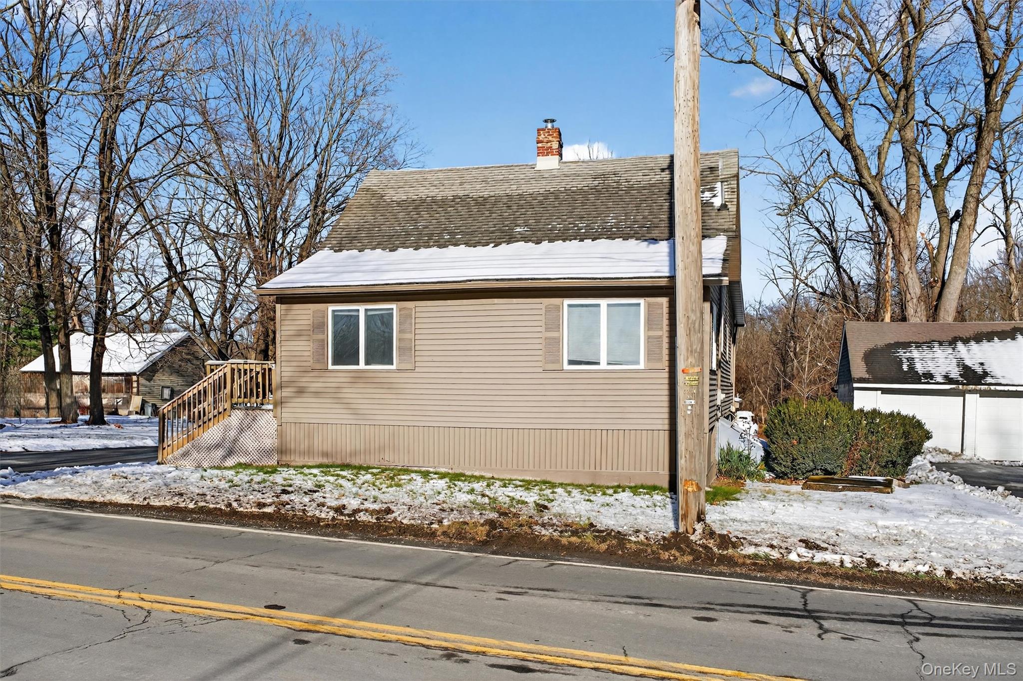 1014 County Route 37, New Hampton, NY 10958