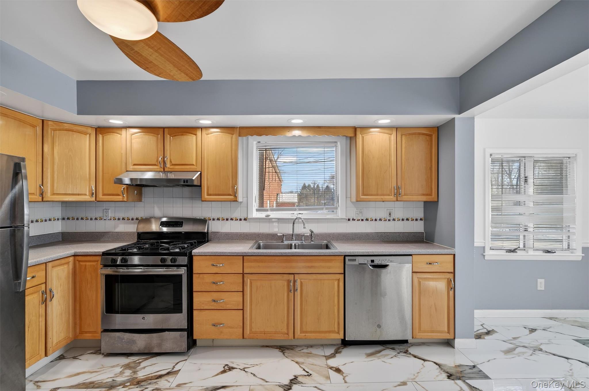 1014 County Route 37, New Hampton, NY 10958