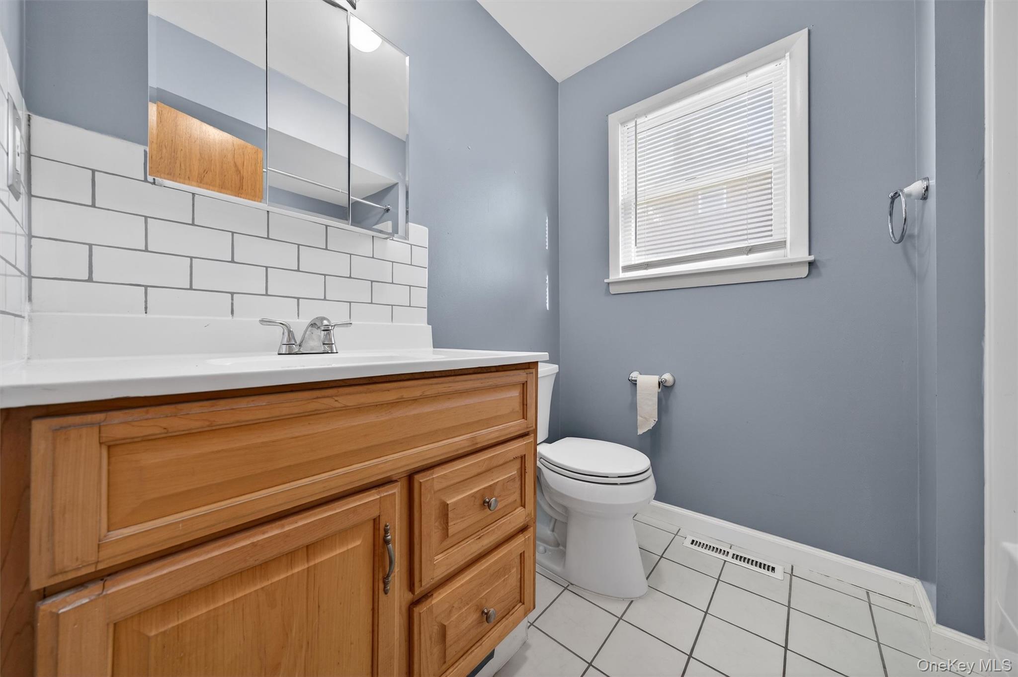 1014 County Route 37, New Hampton, NY 10958