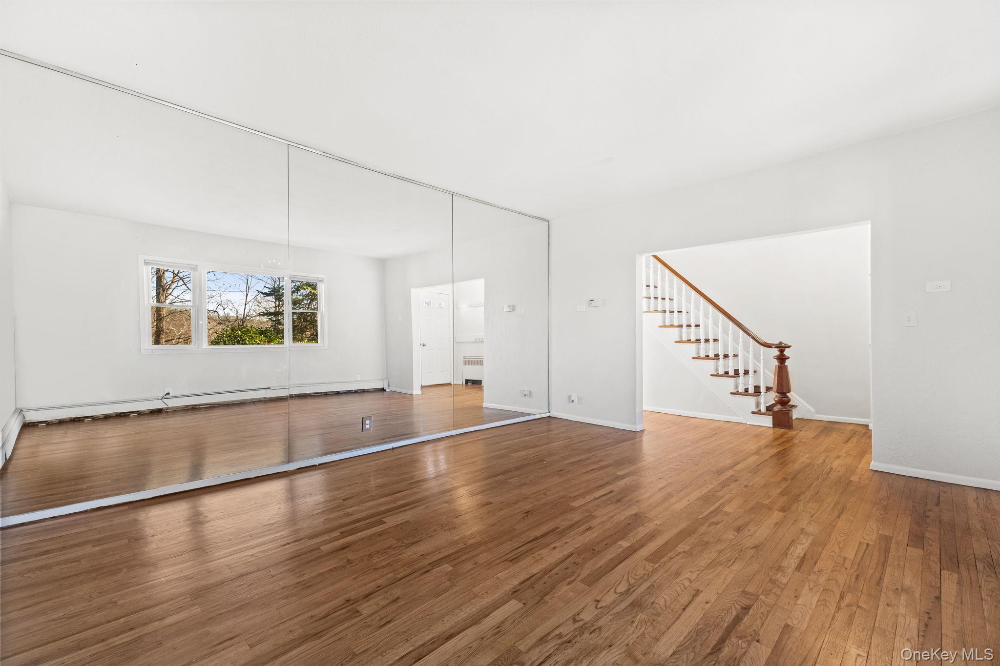 45 Pamela Lane, Valhalla, NY 10595