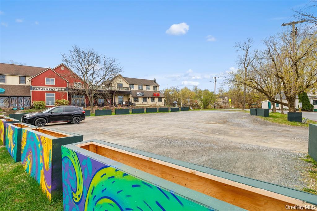 1 Water Street, New Paltz, NY 12561