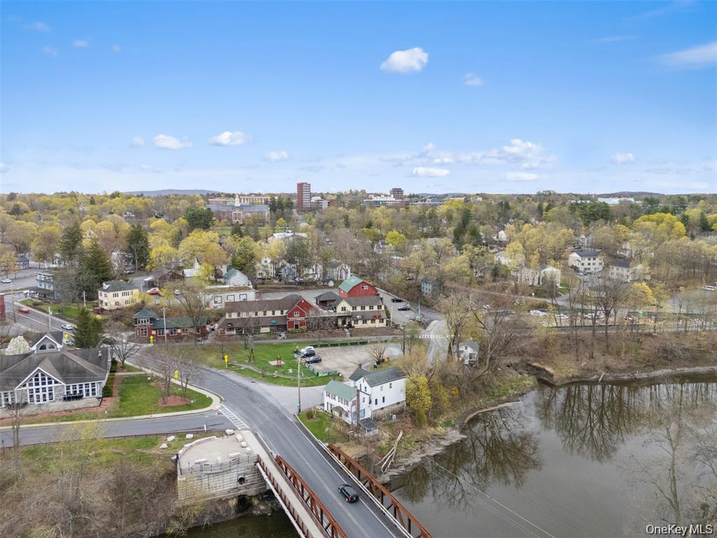 1 Water Street, New Paltz, NY 12561