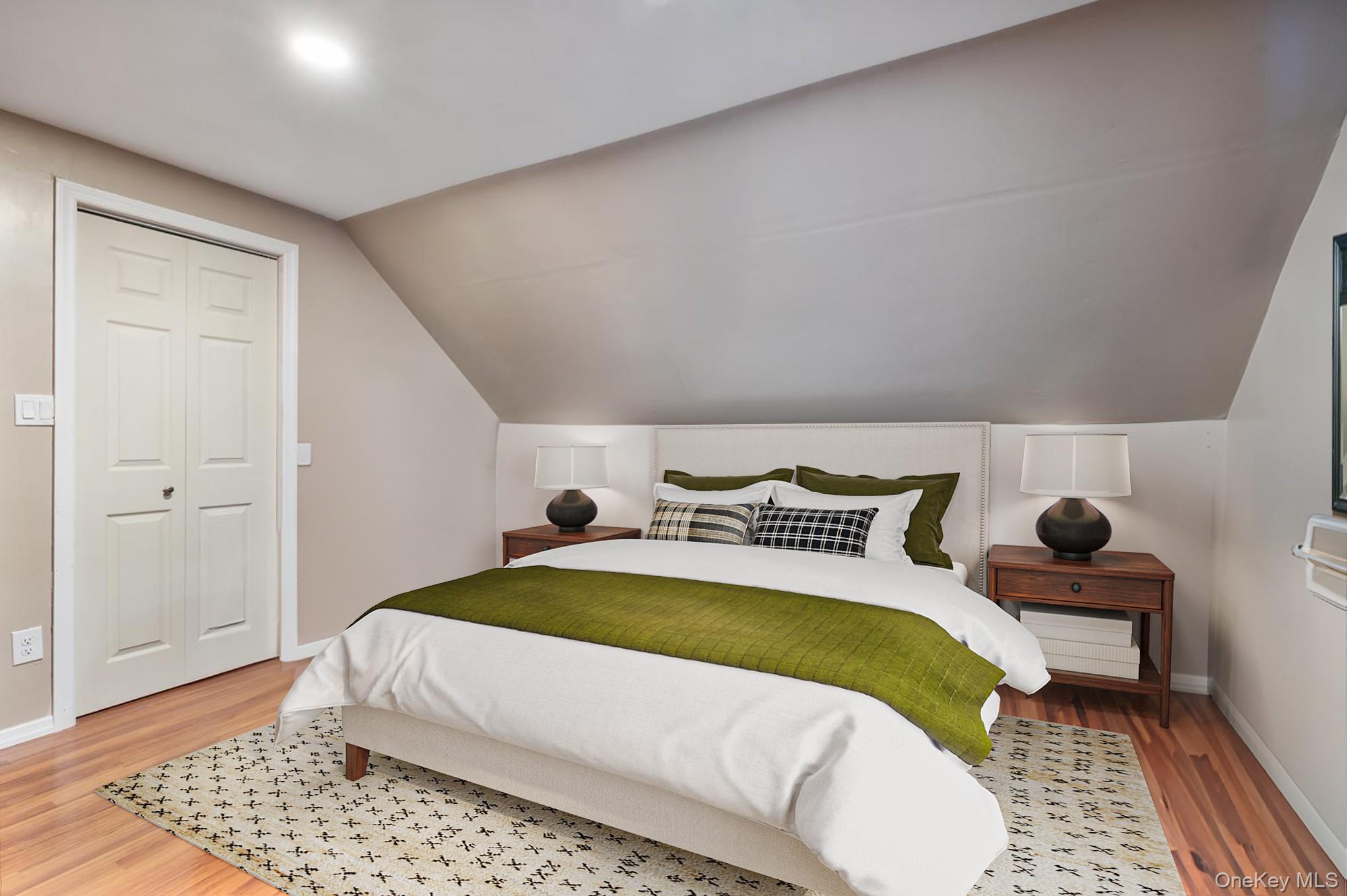 670 Mason Street, Westbury, NY 11590