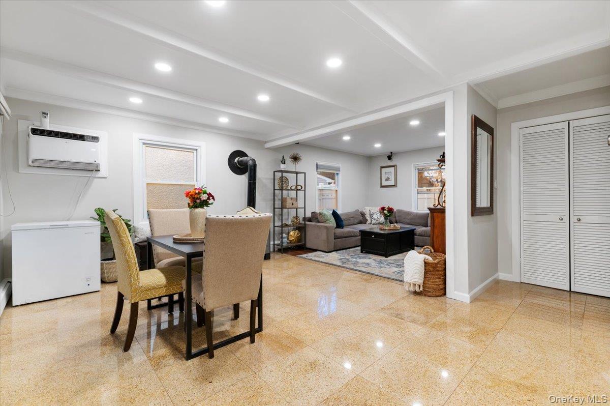 670 Mason Street, Westbury, NY 11590