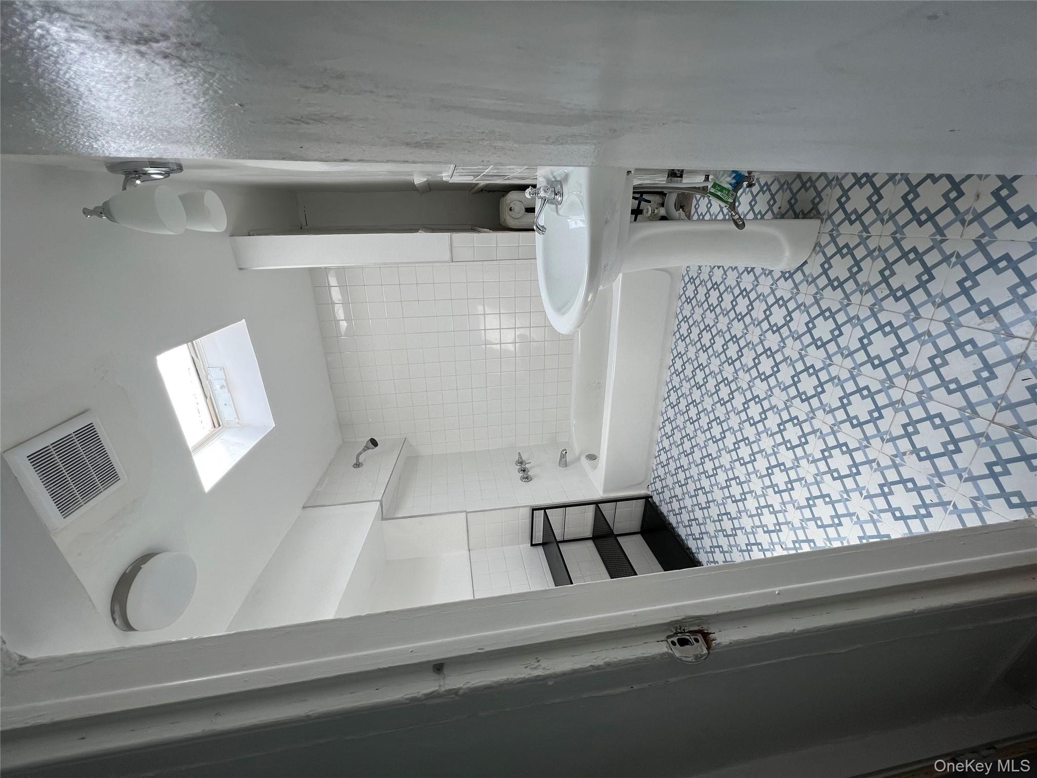 282 Grand Street, Newburgh, NY 12550