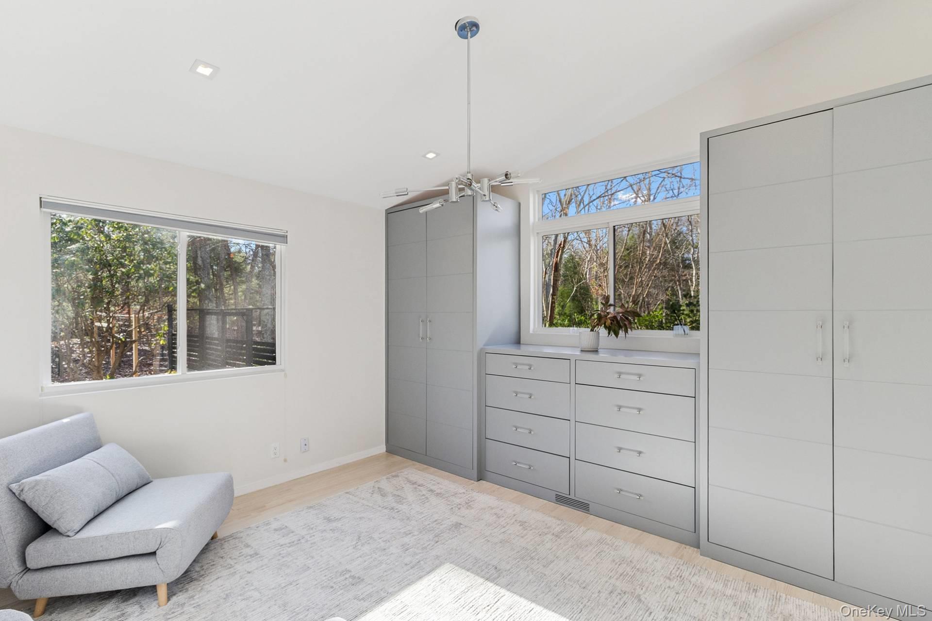 56 N Woods Lane, East Hampton, NY 11937