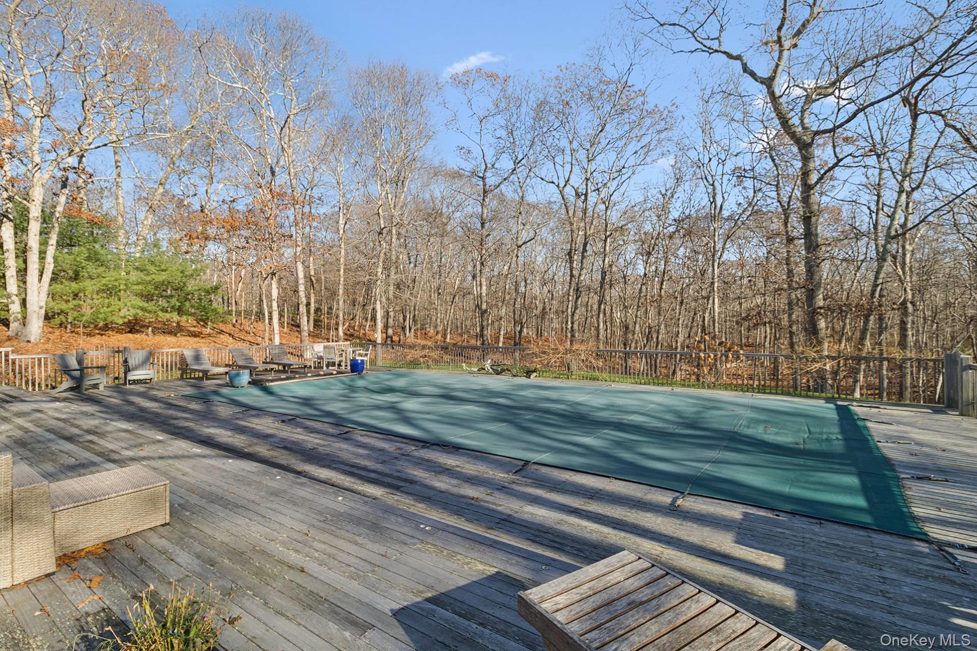 56 N Woods Lane, East Hampton, NY 11937