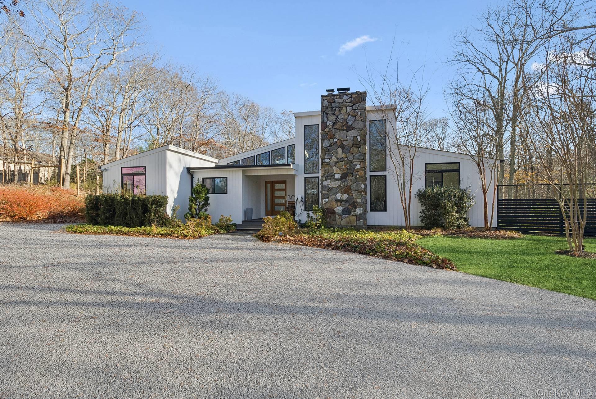 56 N Woods Lane, East Hampton, NY 11937