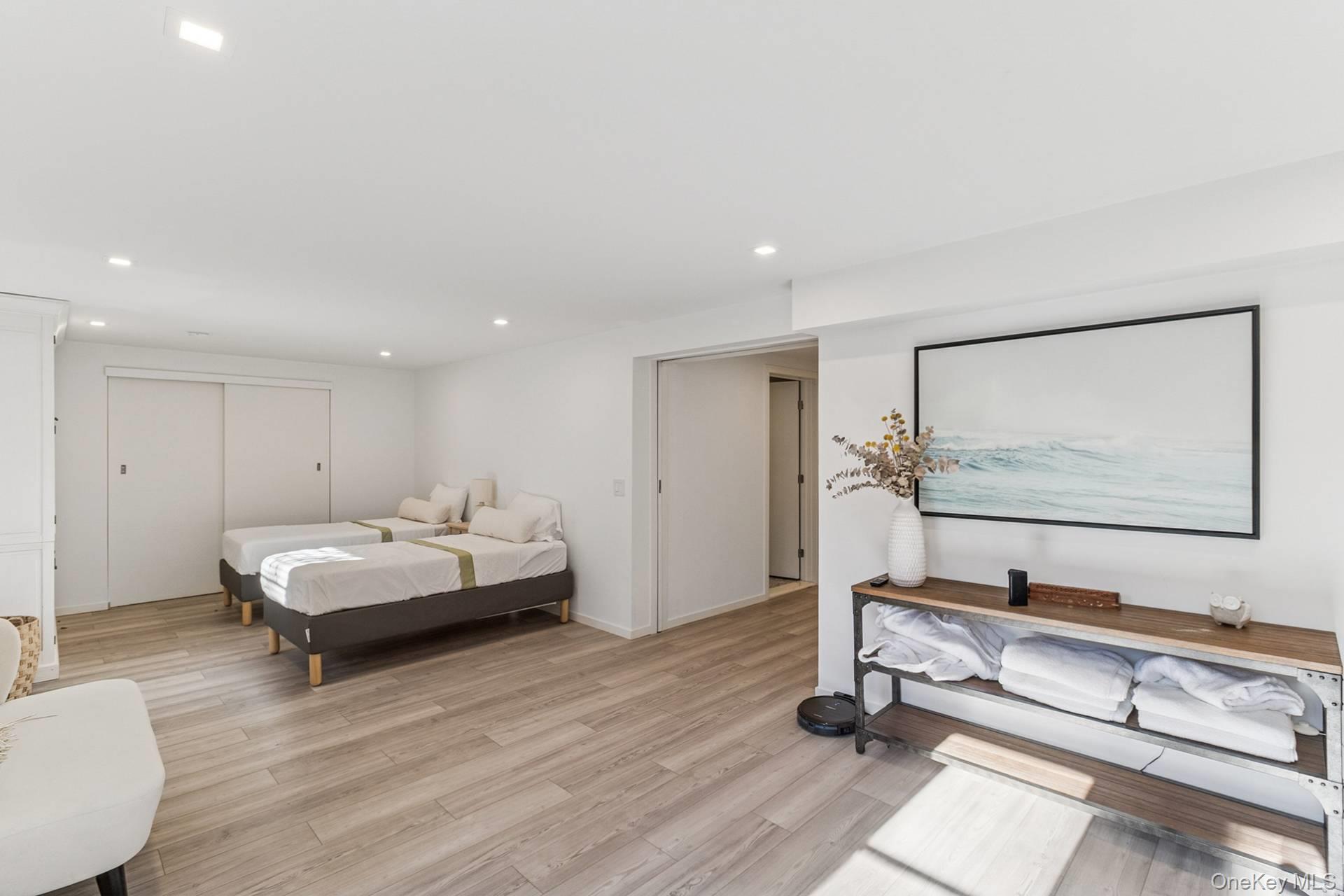 56 N Woods Lane, East Hampton, NY 11937