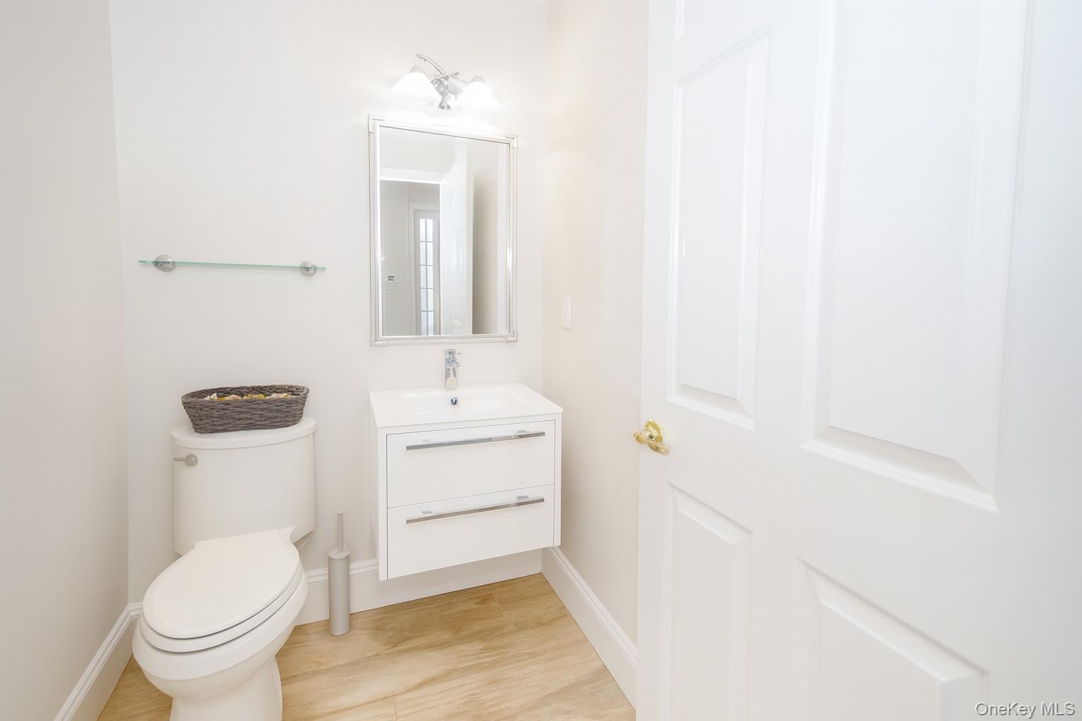 736 Verona Drive, Melville, NY 11747