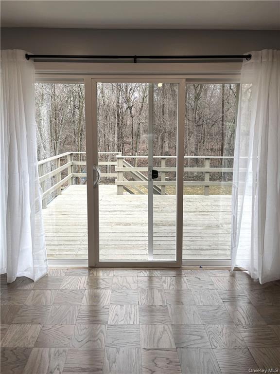 7 Brush Court, Garnerville, NY 10923