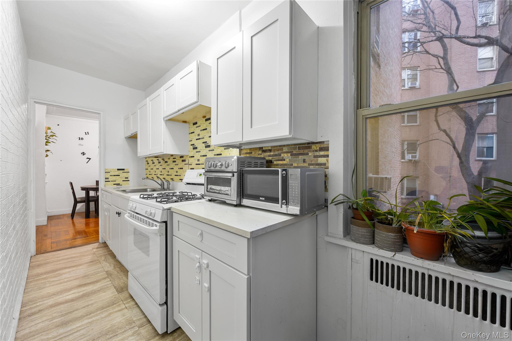 2190 Boston Road # 2J, Bronx, NY 10462