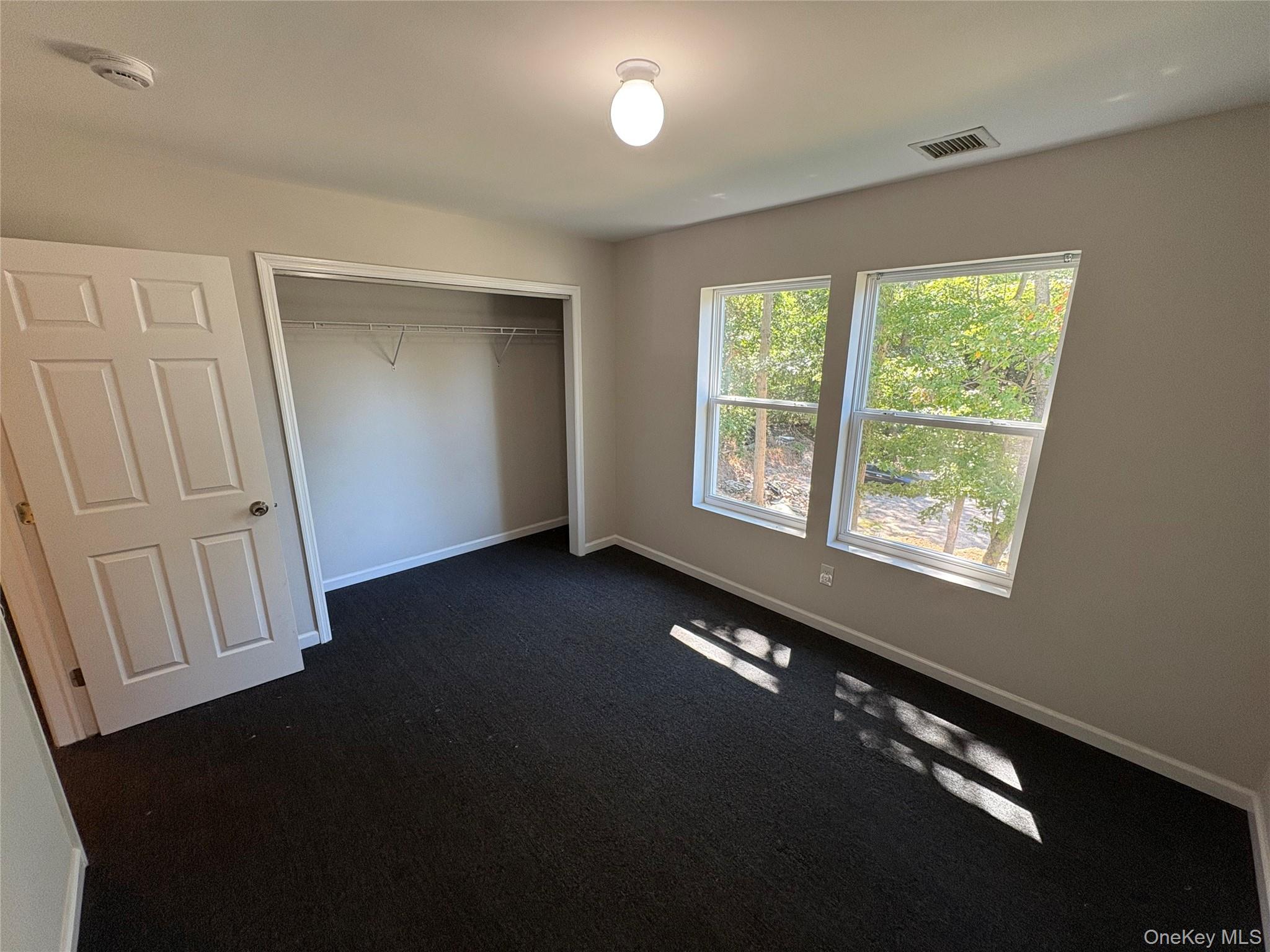 26 Park Avenue, Port Jefferson Station, NY 11777