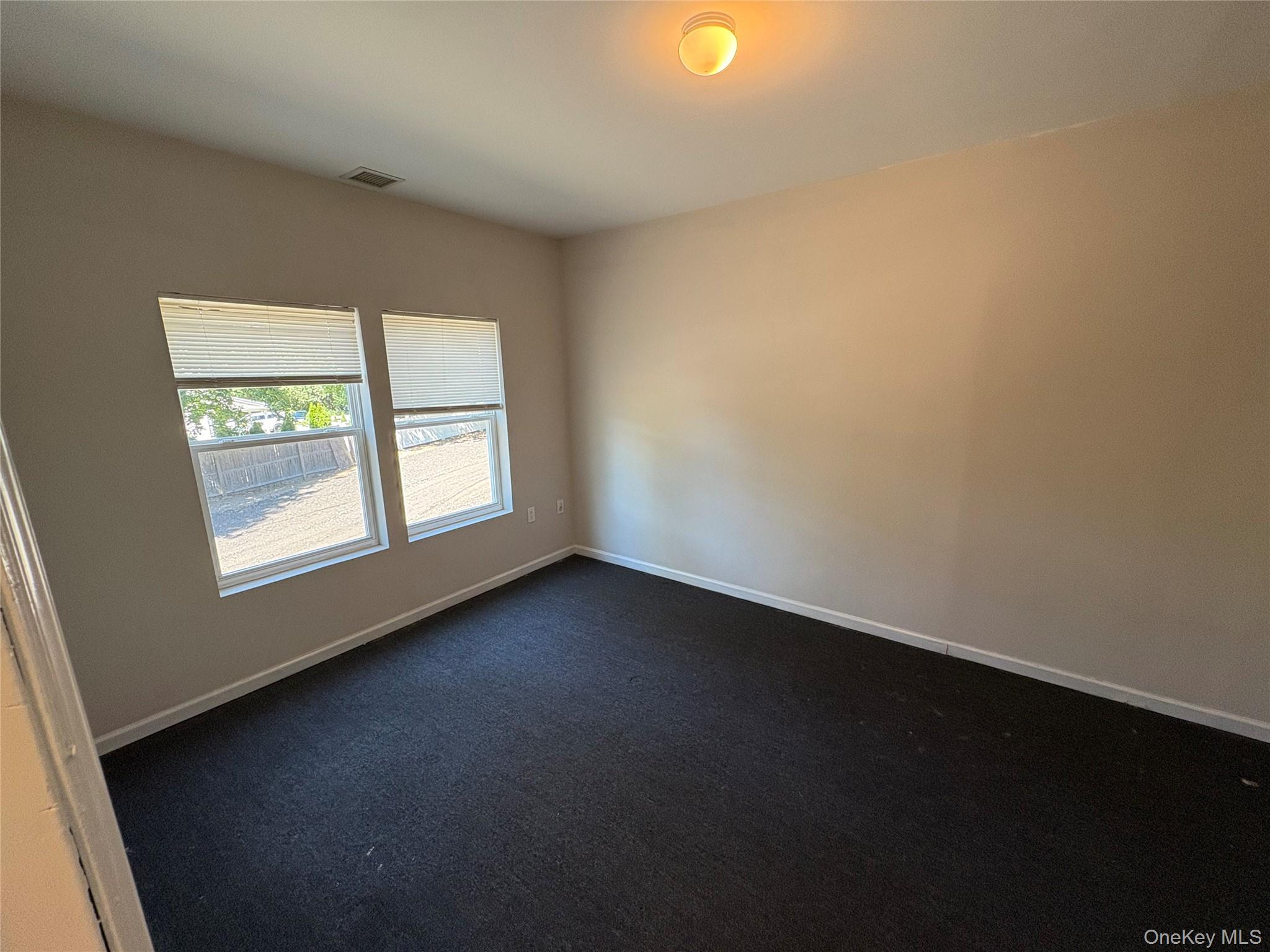 26 Park Avenue, Port Jefferson Station, NY 11777