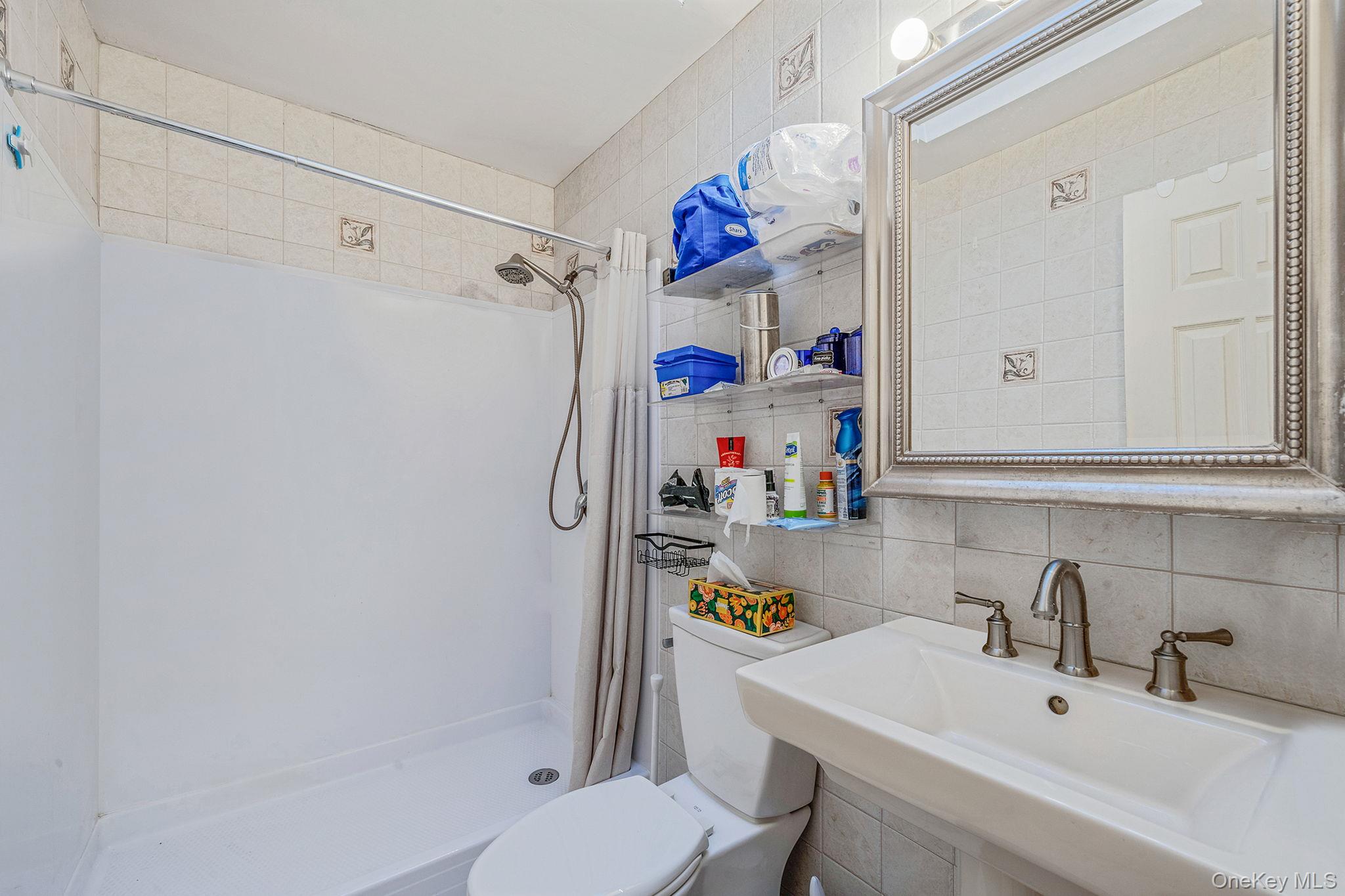 170 Grand Boulevard, Brentwood, NY 11717