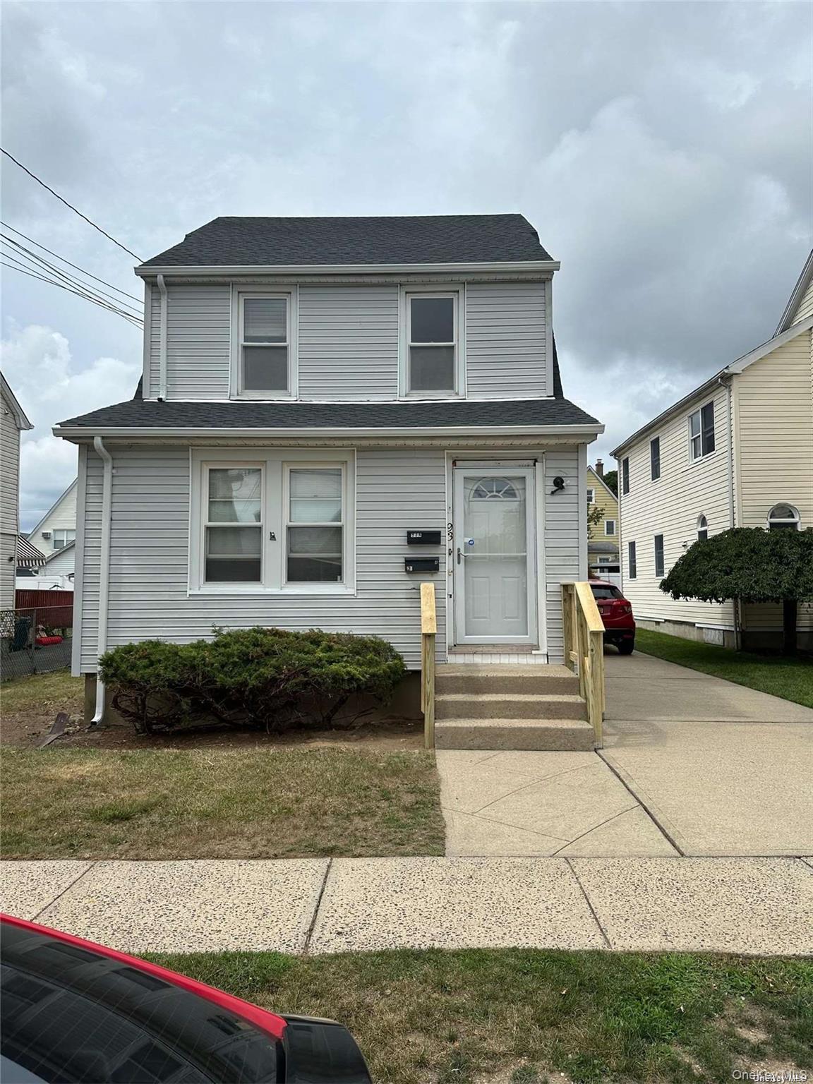 93 Lehigh Street, Williston Park, NY 11596