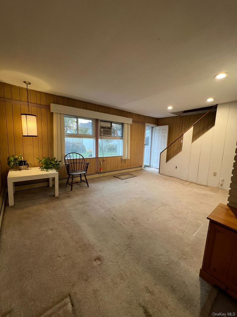 135 Sunrise Lane, Hempstead, NY 11756