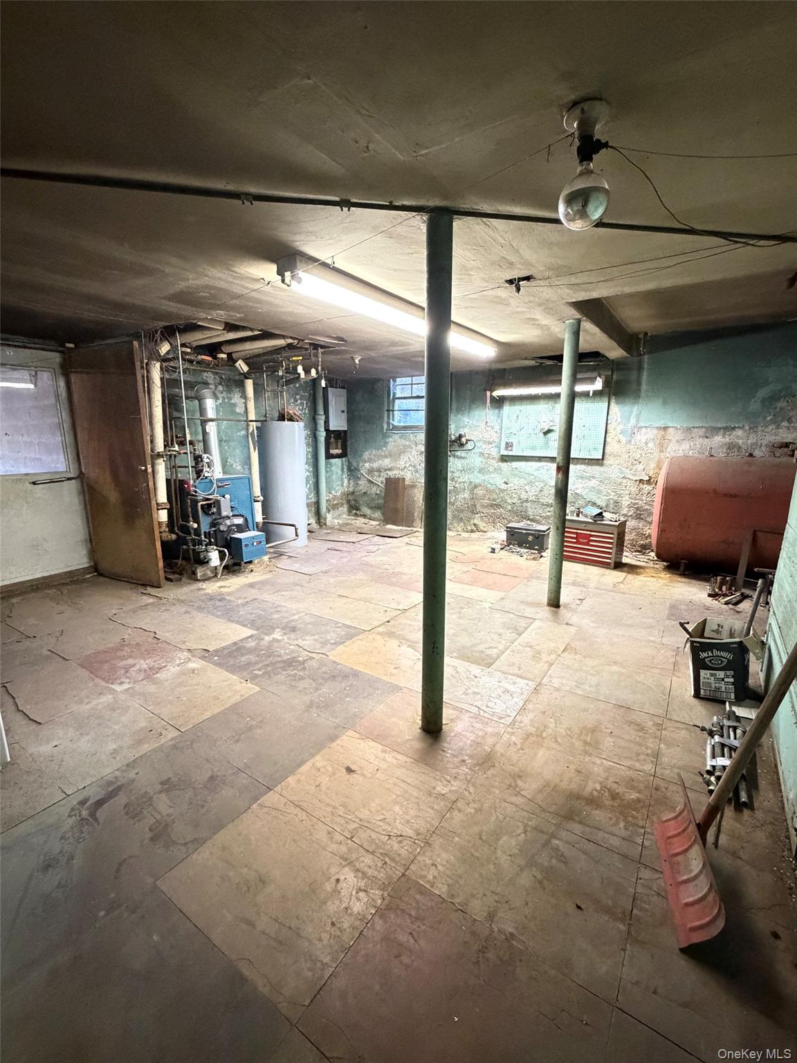 6004 NETHERLAND Avenue, Bronx, NY 10471