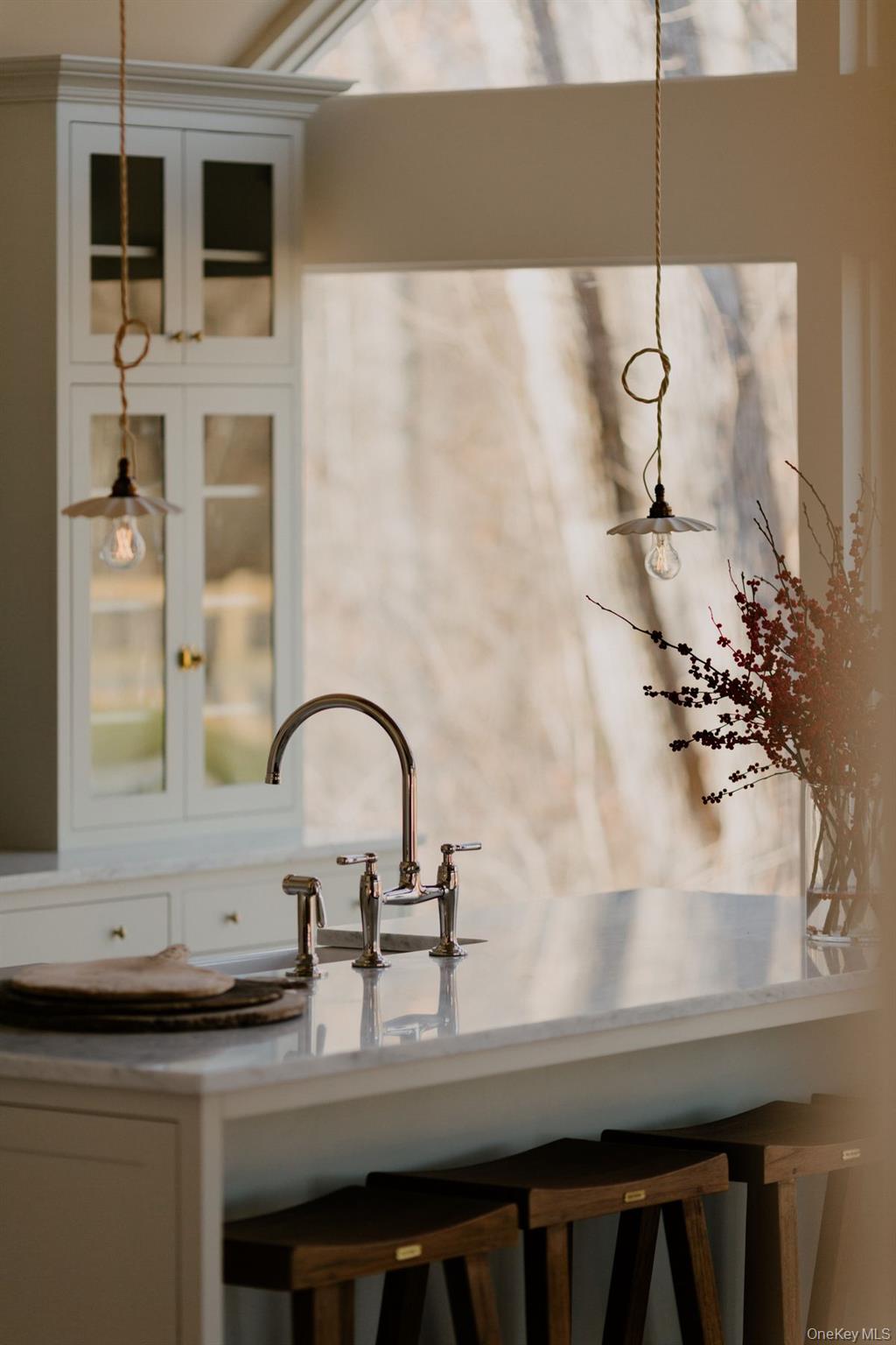 182 Round Top Road, Germantown, NY 12526