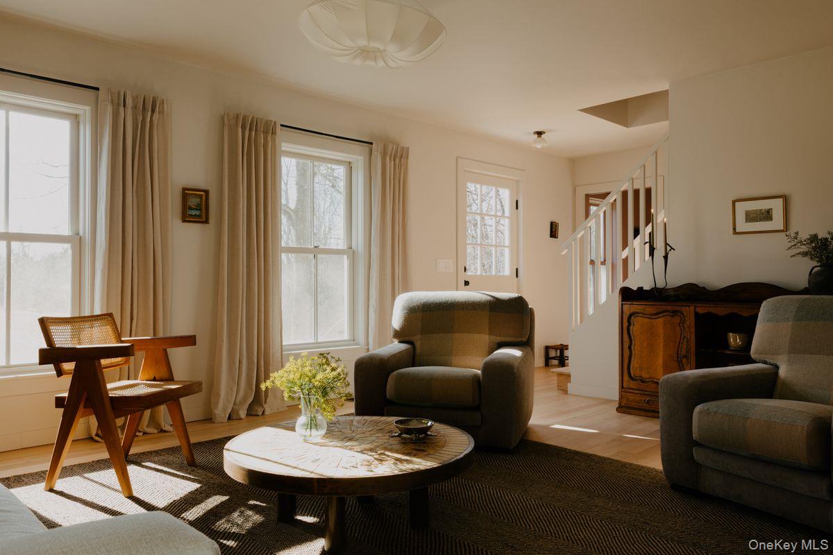 182 Round Top Road, Germantown, NY 12526