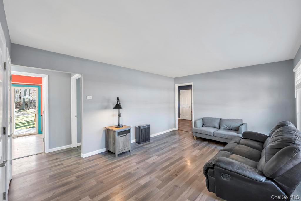 10 Westwind Drive, Bohemia, NY 11716