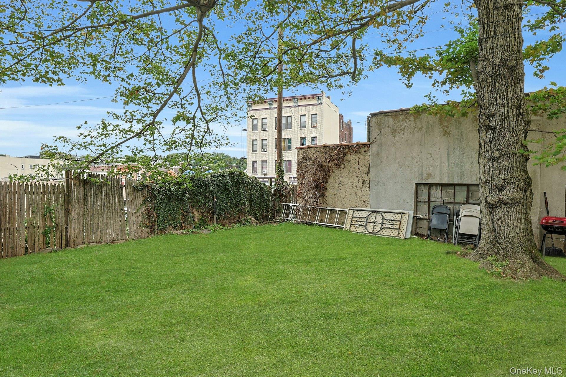 11 Woodland Avenue, New Rochelle, NY 10805