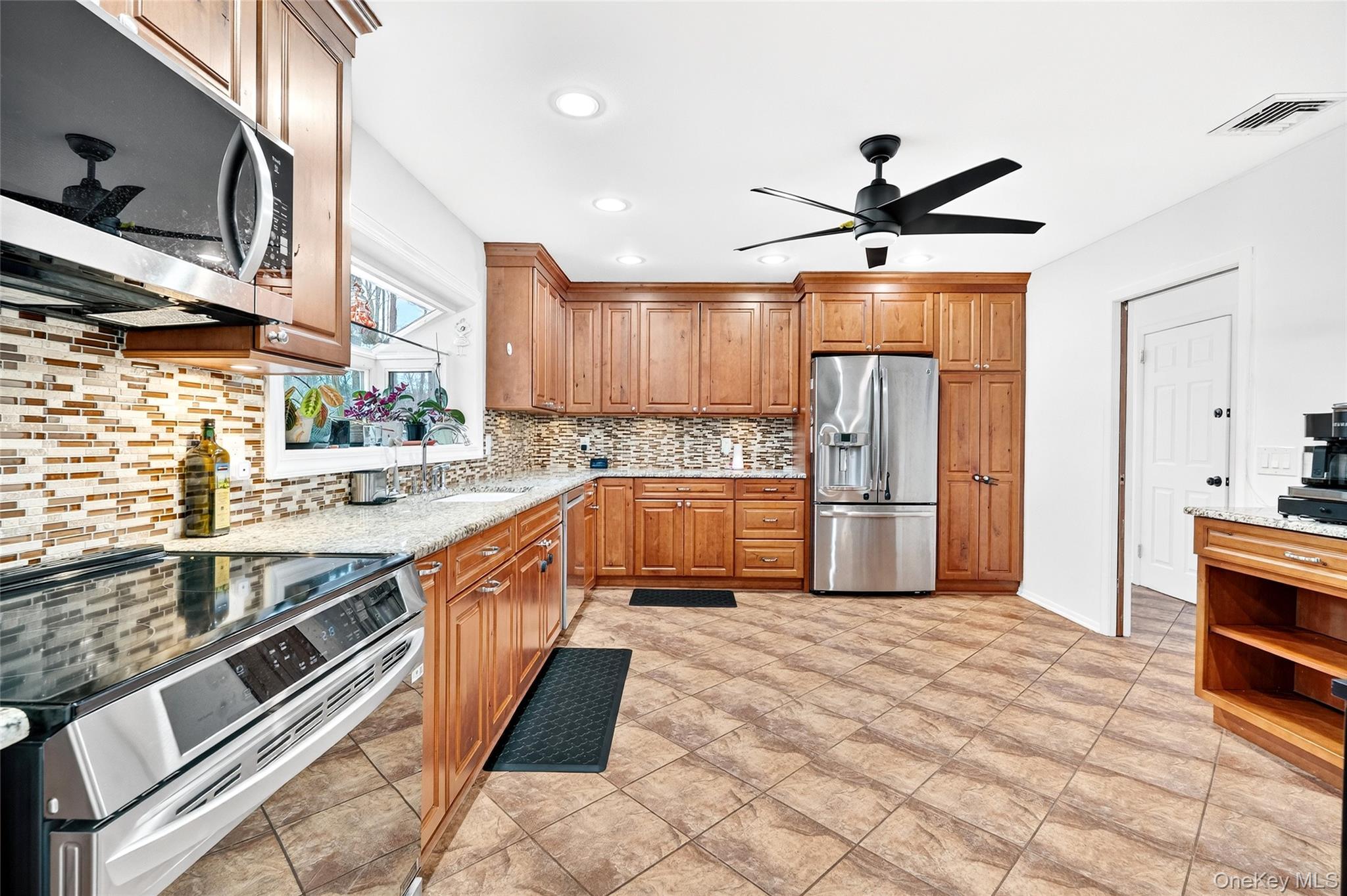 6 Ichabod Lane, Ossining, NY 10562