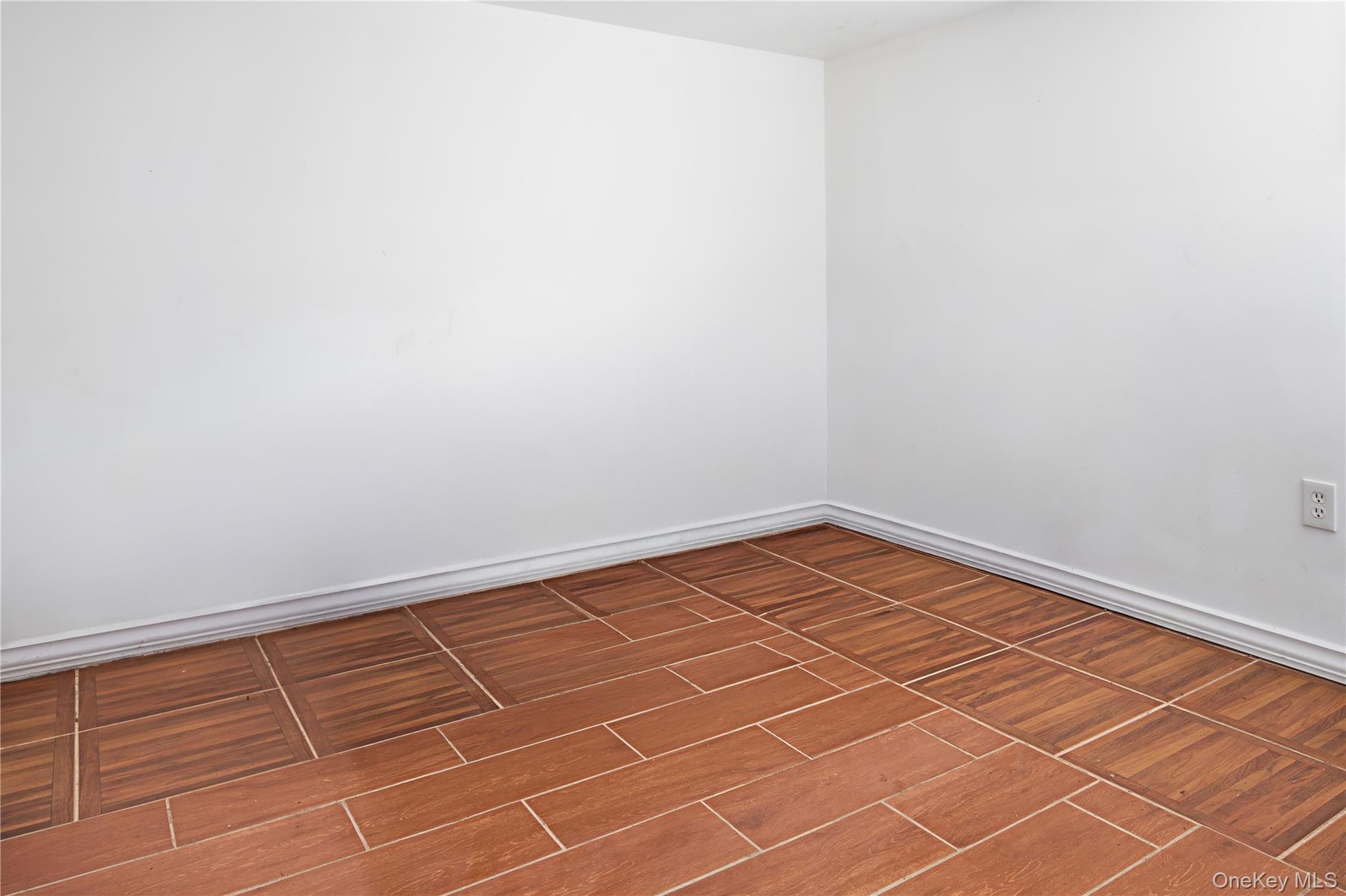 820 Southern Parkway, Uniondale, NY 11553