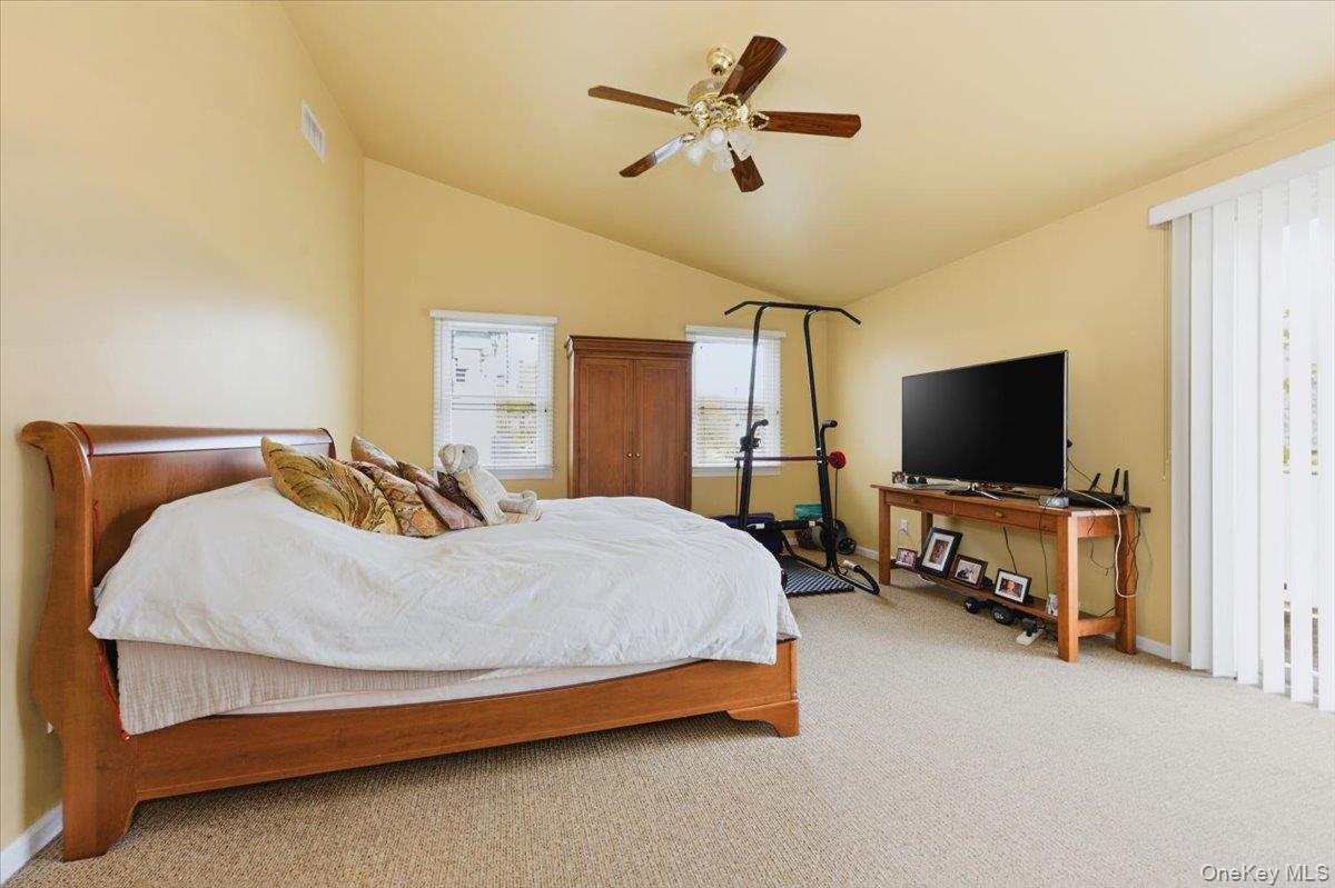 26 Carman Avenue, Cedarhurst, NY 11516