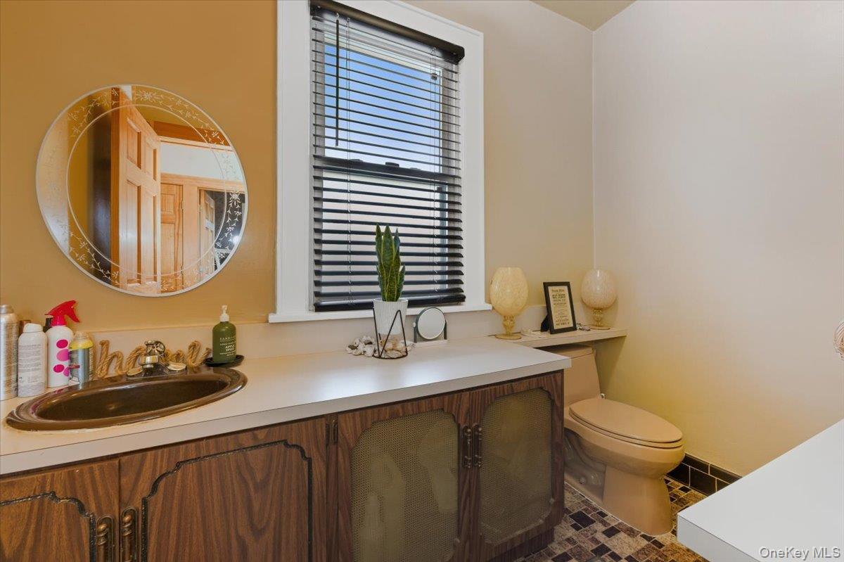 26 Carman Avenue, Cedarhurst, NY 11516