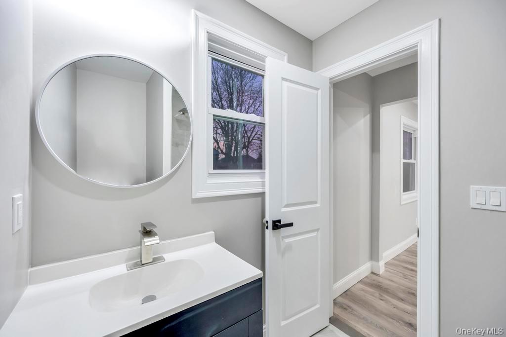 27 Ash Street, Central Islip, NY 11722