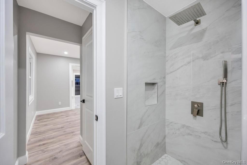 27 Ash Street, Central Islip, NY 11722