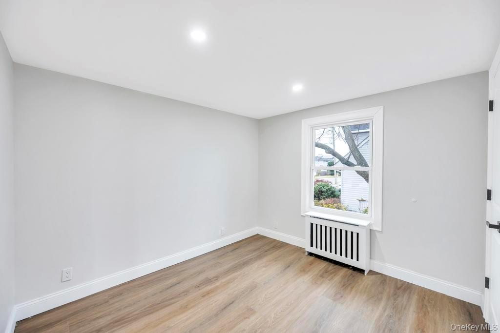 751 S Hickory Street, Lindenhurst, NY 11757