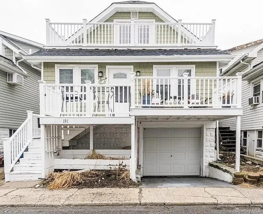 Long Beach, NY 11561