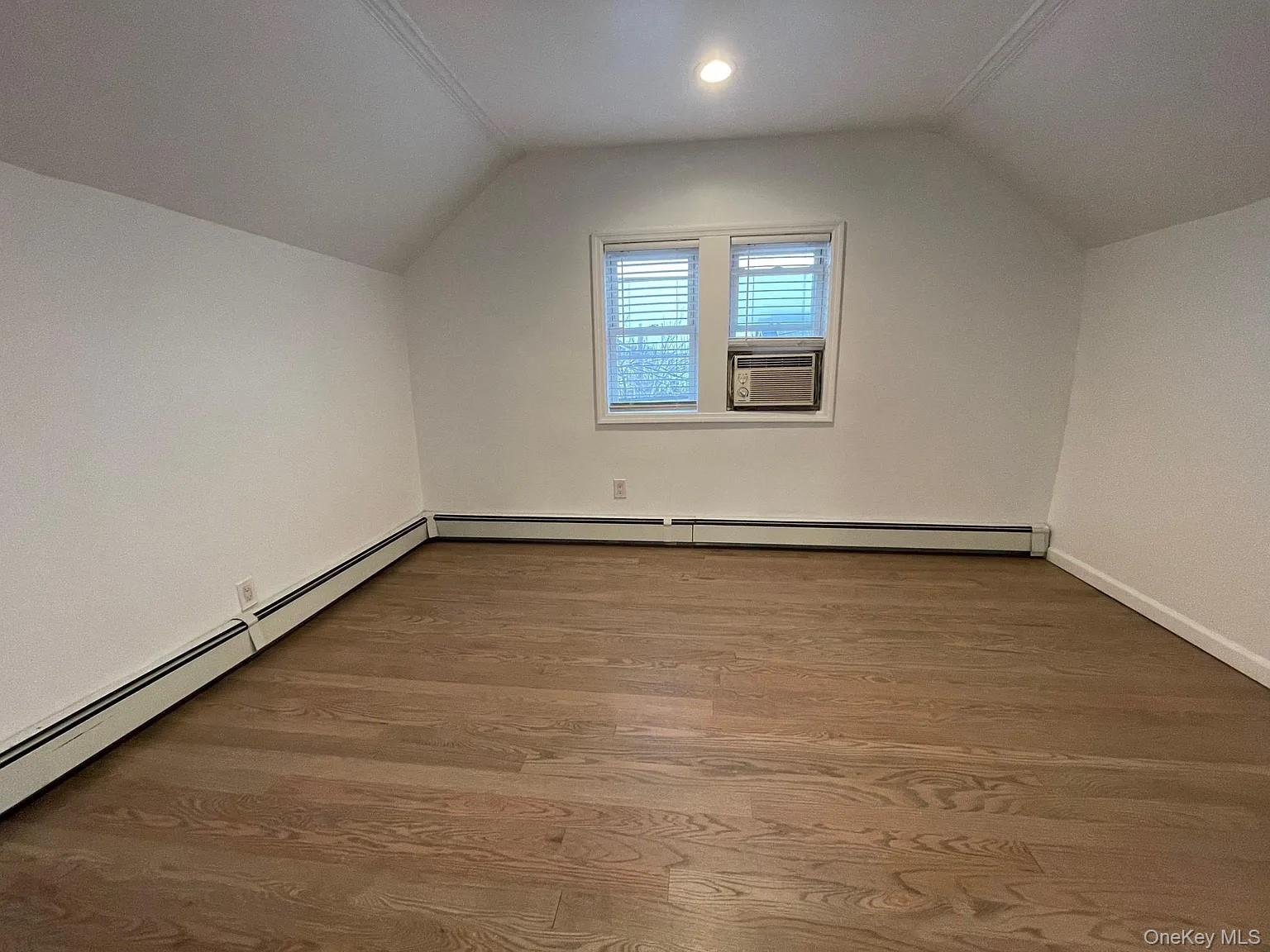 Long Beach, NY 11561