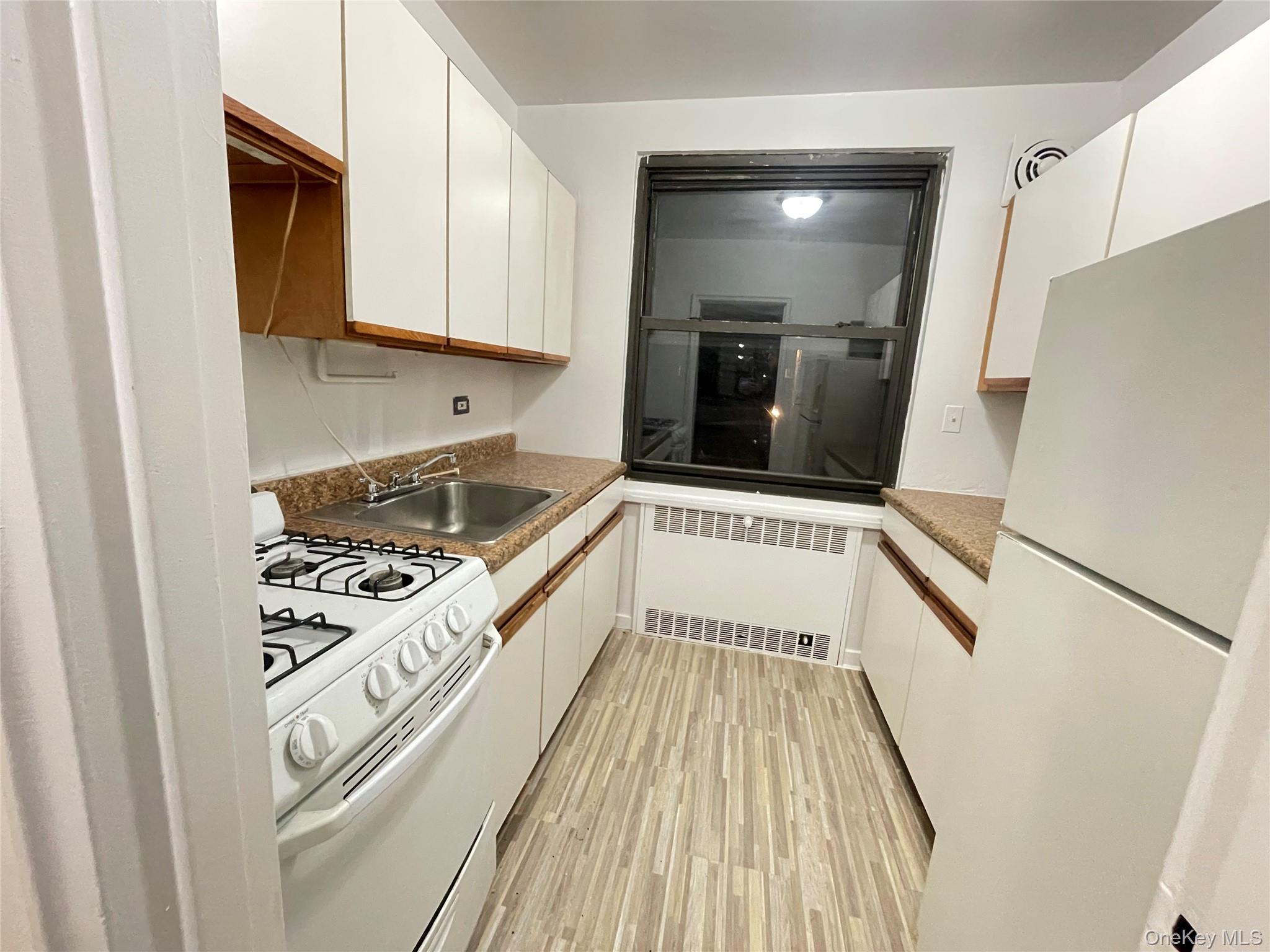 17 Rockledge Road # 2B, Hartsdale, NY 10530