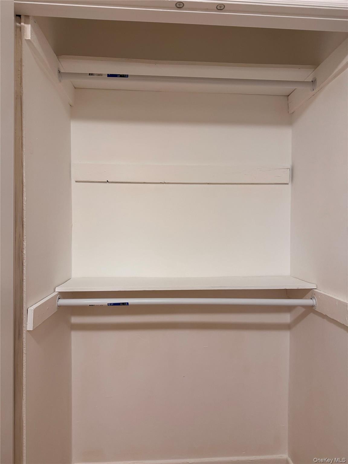 62 Warwick Road # Upper, Island Park, NY 11558