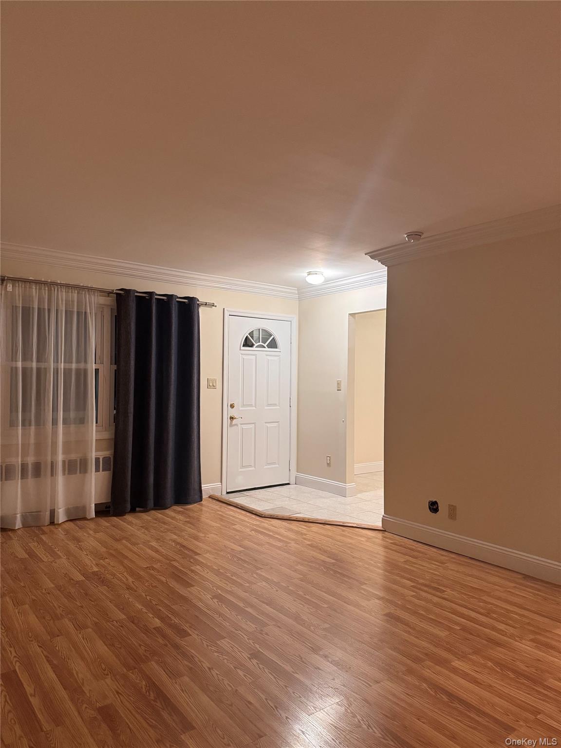 62 Warwick Road # Upper, Island Park, NY 11558