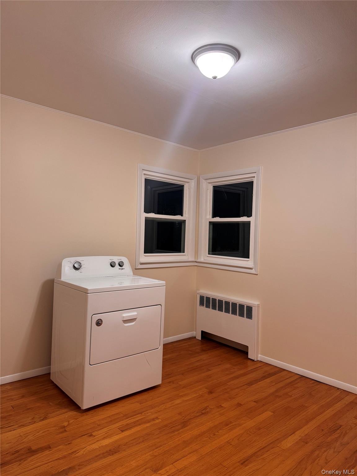 62 Warwick Road # Upper, Island Park, NY 11558