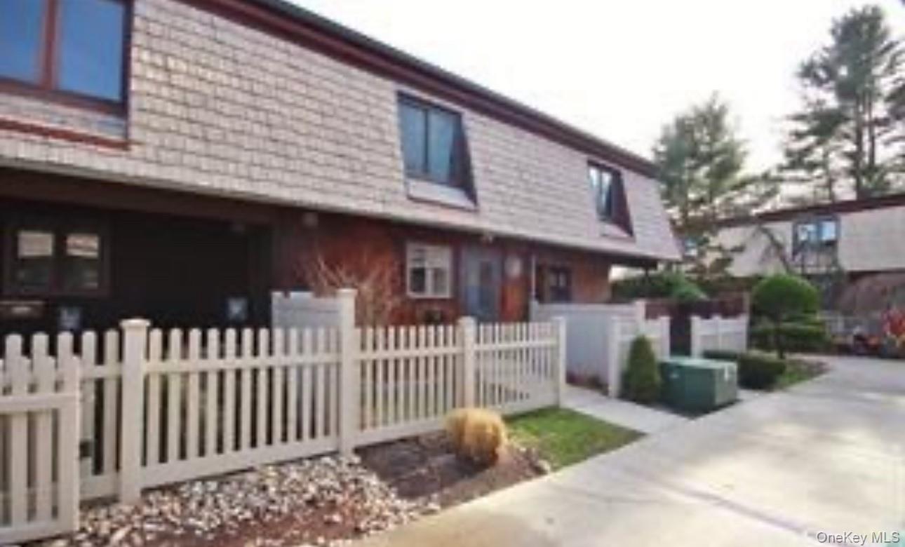 10 Heritage Drive # D, New City, NY 10956