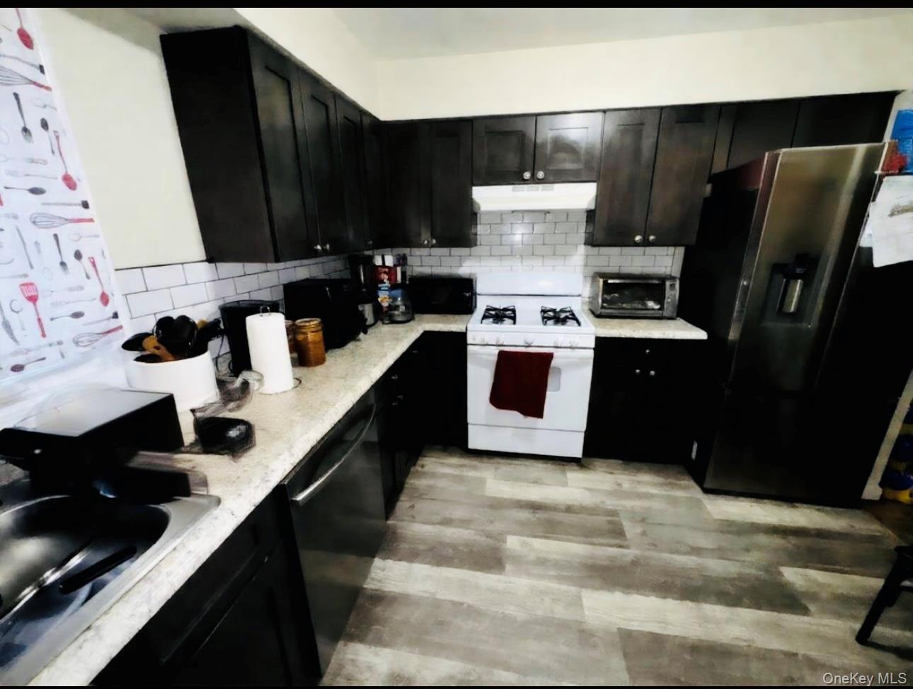 10 Heritage Drive # D, New City, NY 10956