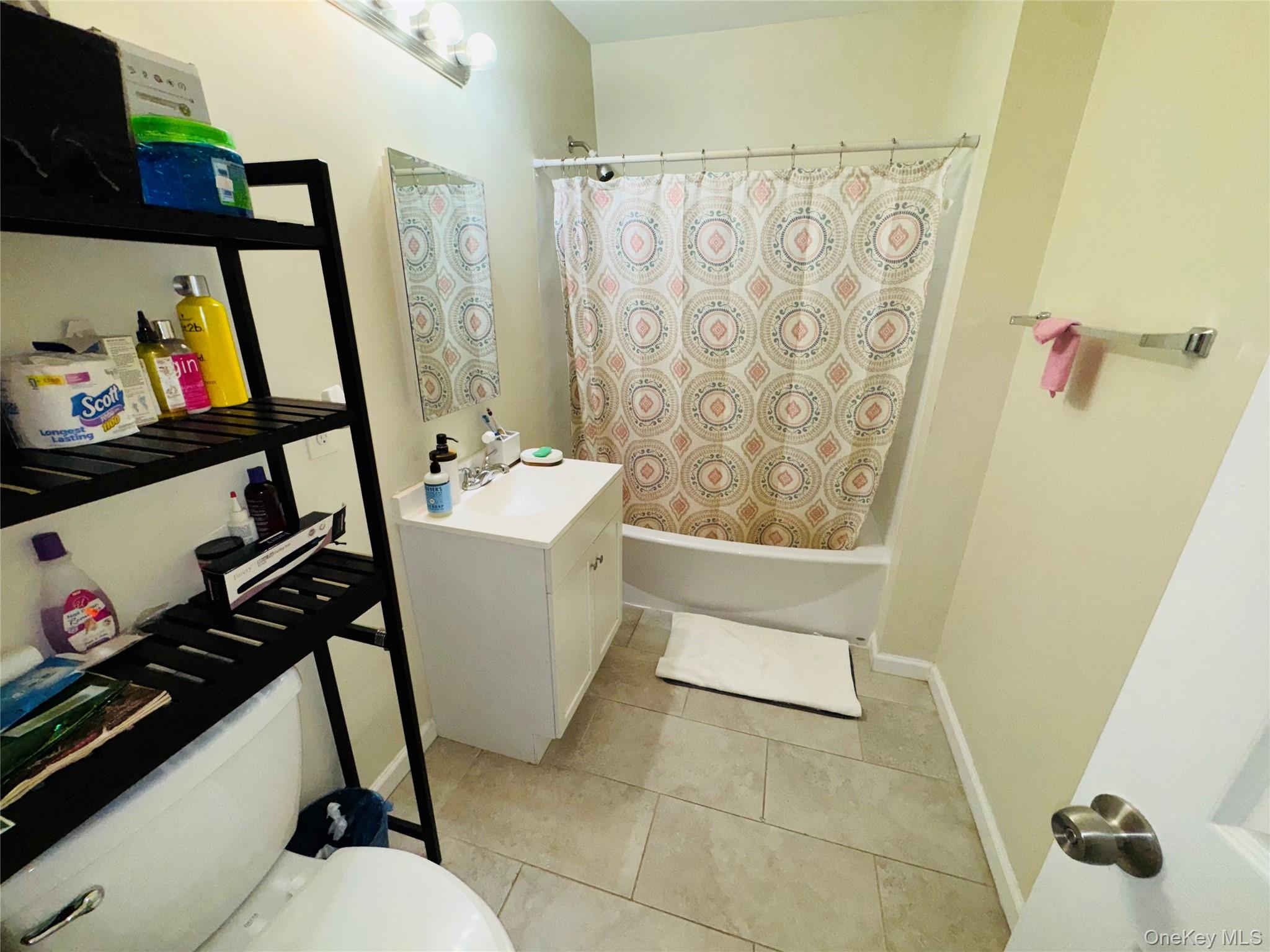 10 Heritage Drive # D, New City, NY 10956